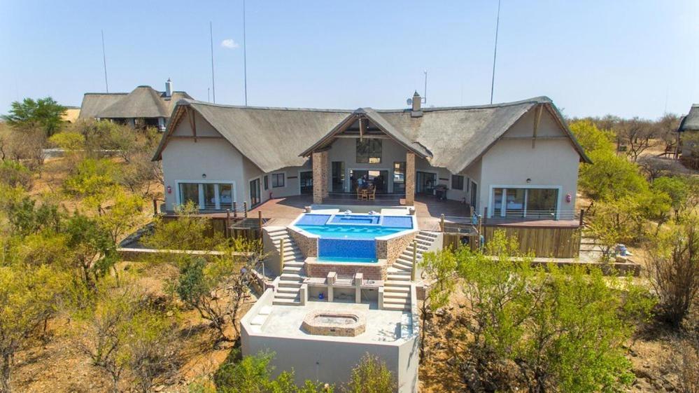 Tebuah Private Lodge, Mabalingwe Chalet *