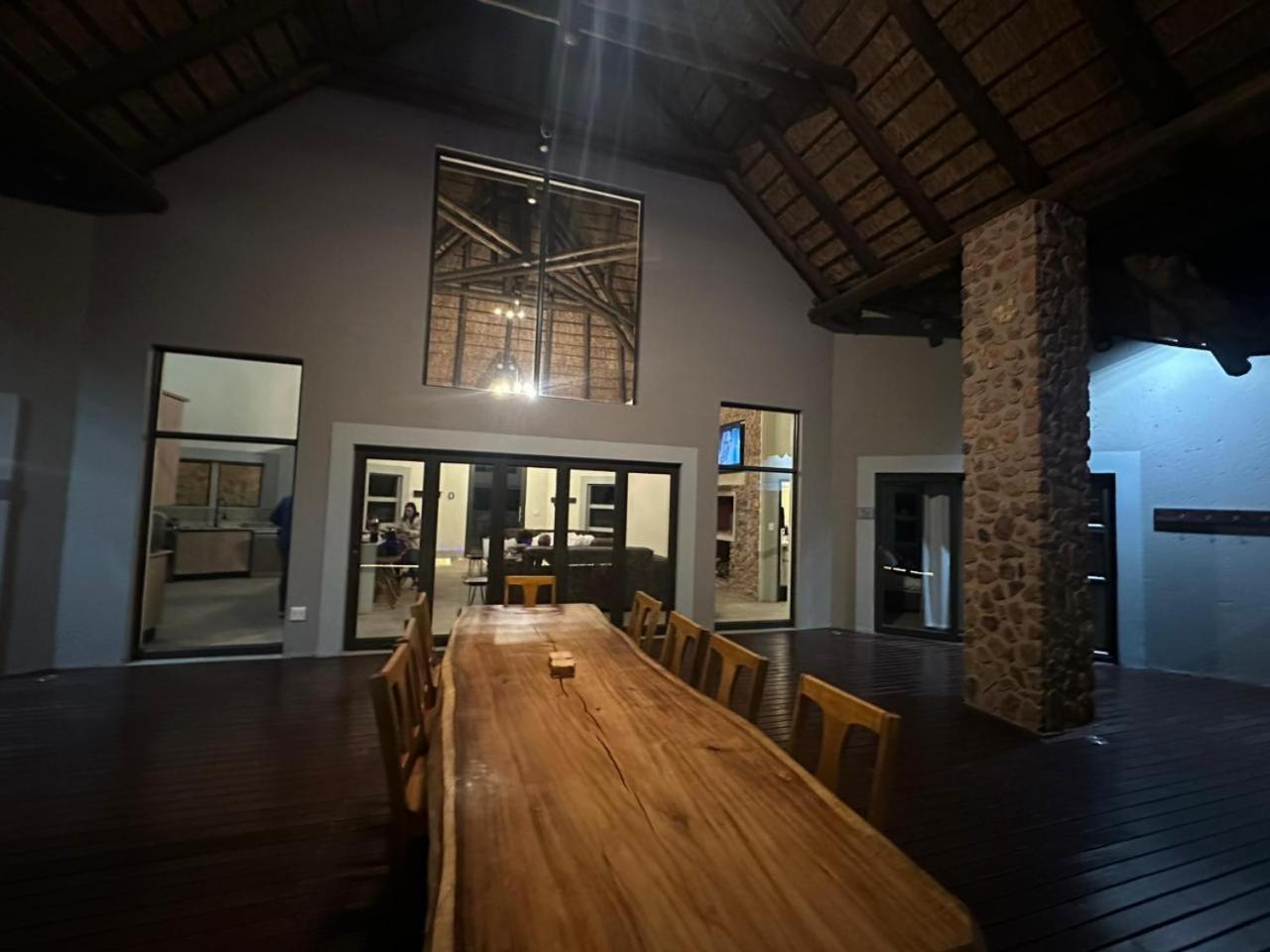 Chalet Tebuah Private Lodge, Mabalingwe